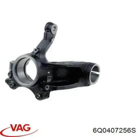 Кулак поворотний передній правий 6Q0407256S VAG