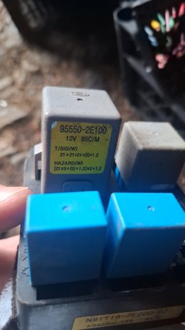 Реле покажчиків поворотів 955502E100 HYUNDAI