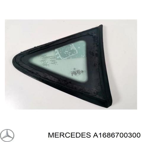 Скло багажника, ліве A1686700300 MERCEDES