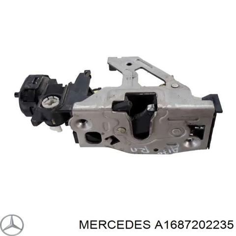 Замок передніх пасажирських дверей A1687202235 MERCEDES
