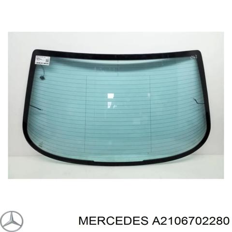 Скло автомобільне заднє A2106702280 MERCEDES