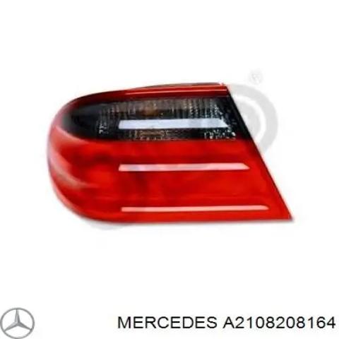 Ліхтар задній лівий, зовнішній A2108208164 MERCEDES