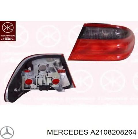Задній правий зовнішній ліхтар A2108208264 MERCEDES