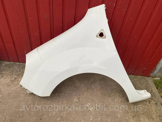 Ліве переднє крило 8200378534 RENAULT