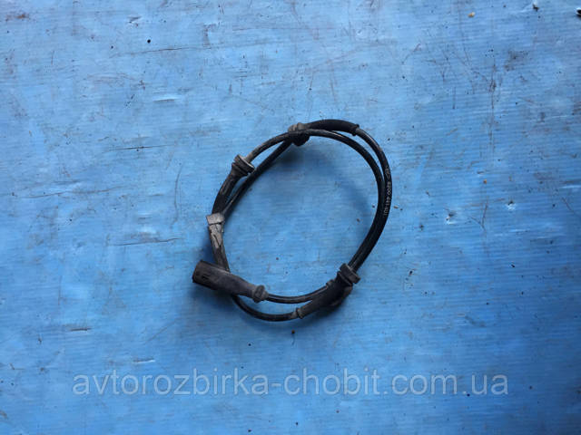 Датчик АБС (ABS) передній 8200441401 RENAULT