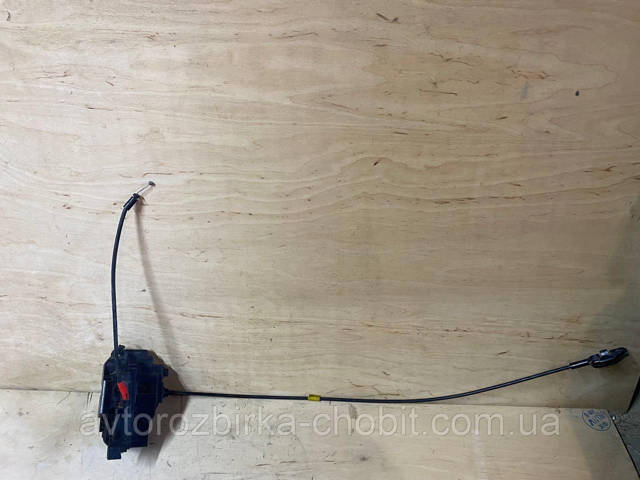 Внутрішній дверний замок 8200497604 RENAULT