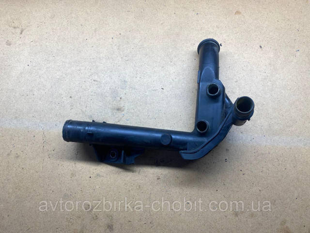 Водопровідна труба 8200552604 RENAULT