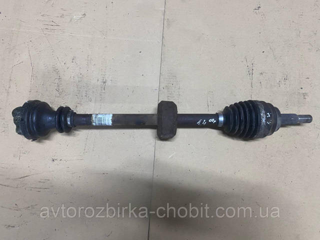 Шарнір різних кутових швидкостей передній 8200626048 RENAULT
