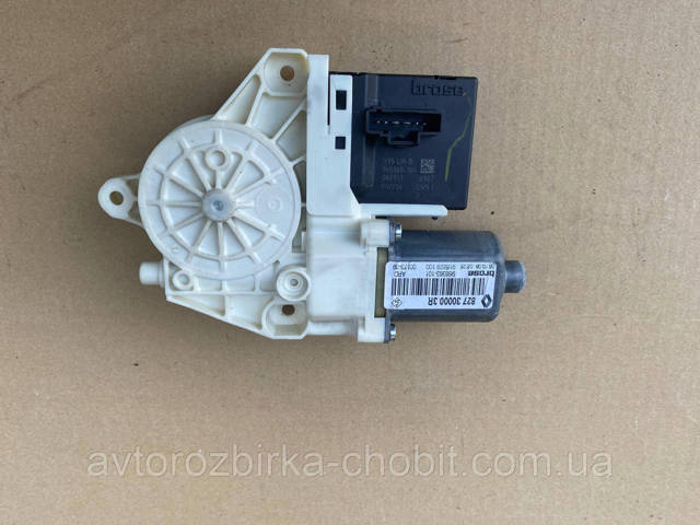 Двигун стеклопод'емника двері задньої, лівої 827310185R RENAULT