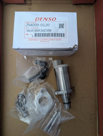 Клапан регулювання тиску палива 2940090120 DENSO