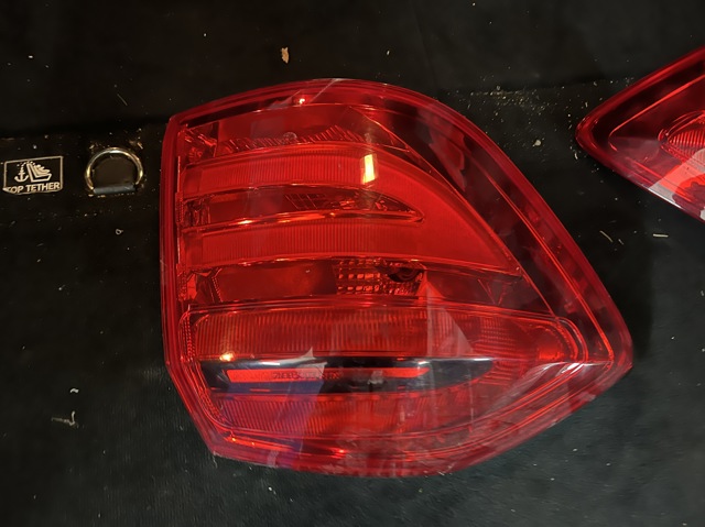 Стоп задній A1669067501 MERCEDES