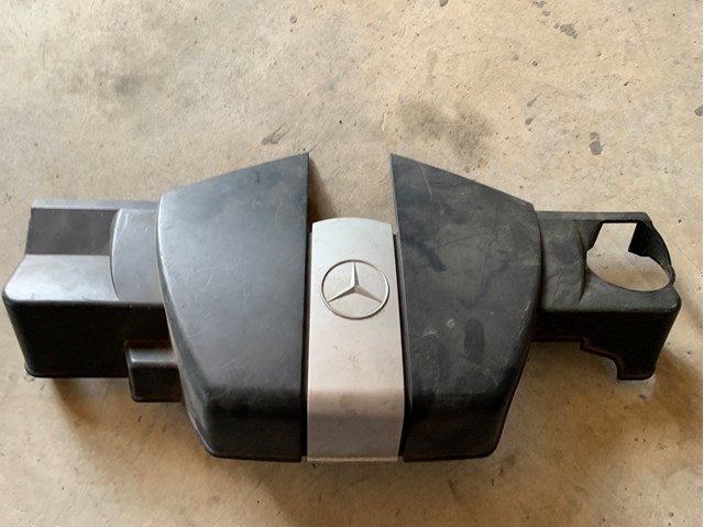 Кришка двигуна декоративна 1120100467 MERCEDES