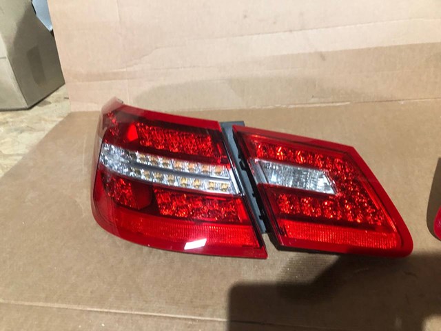Ліхтар задній 2079060158 MERCEDES