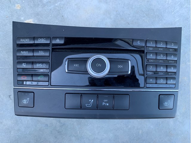 Блок кнопок центральної консолі 2129006905 MERCEDES