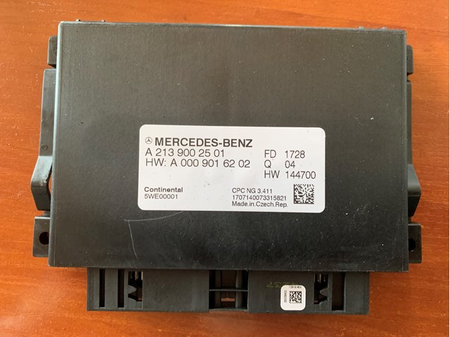 Блок управління акпп 2139002501 MERCEDES