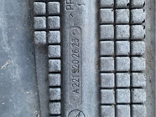 Захист двигуна передній 2215202623 MERCEDES