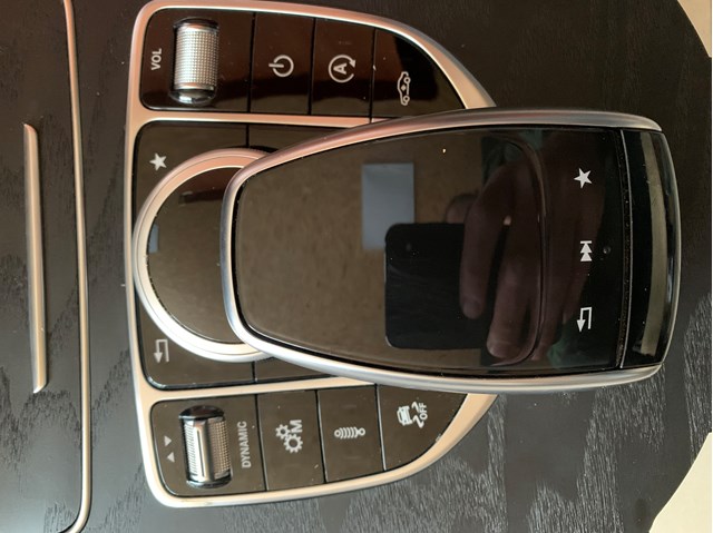 Блок кнопок центральної консолі 2539009600 MERCEDES