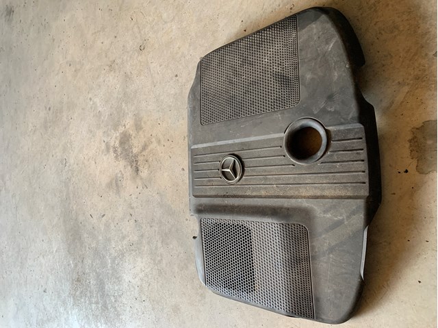 Кришка двигуна декоративна 6510102167 MERCEDES