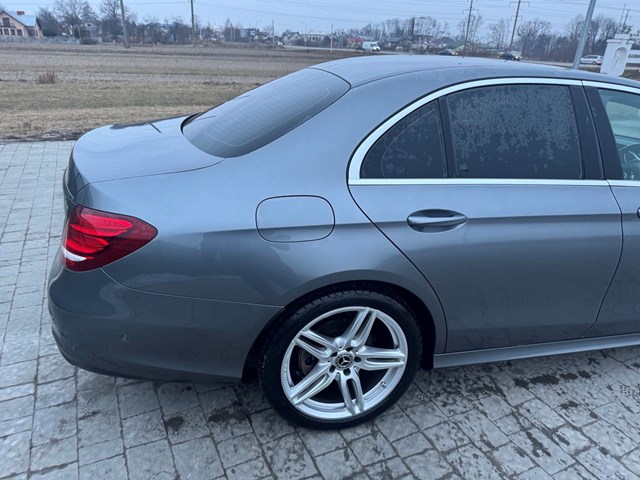 Крило заднє праве A2136302602 MERCEDES