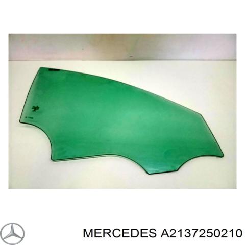 Скло пасажирських дверей A2137250210 MERCEDES