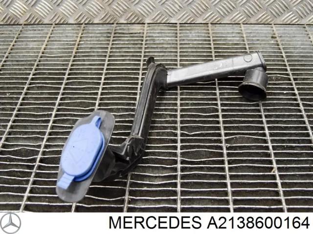 Горловина бачка омивача A2138600164 MERCEDES