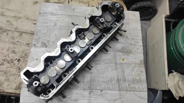 Головка блоку циліндрів Volkswagen Transporter T4