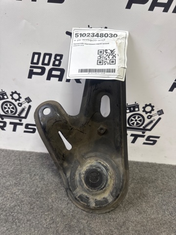 Кронштейн передньої балки 5102348030 TOYOTA