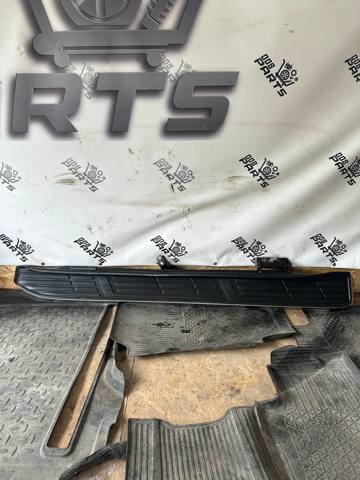 Накладка підніжки 5177260180 TOYOTA