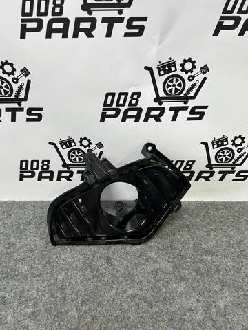 Заглушка ПТФ бампера переднього права 5212742220 TOYOTA