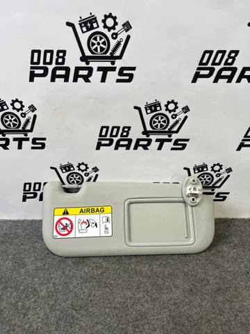 Козирок протисонячний 7431042681B0 TOYOTA