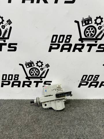 Лічинка замка паливного бака 770300R010 TOYOTA