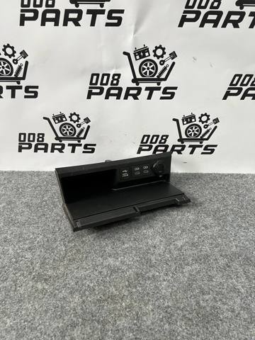 Гніздо-розетка прикурювача 8553042010 TOYOTA
