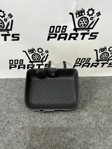 Гніздо-розетка прикурювача 8619042031 TOYOTA