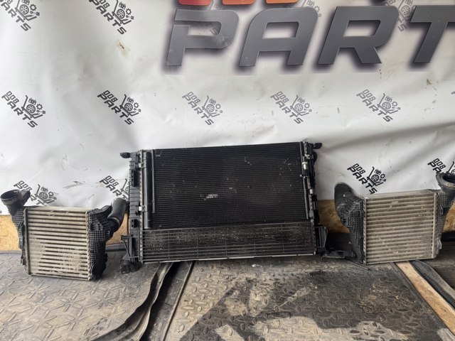 Радіатор охолодження 95B121251 PORSCHE