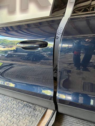 Водійські двері 95B831021GRV PORSCHE