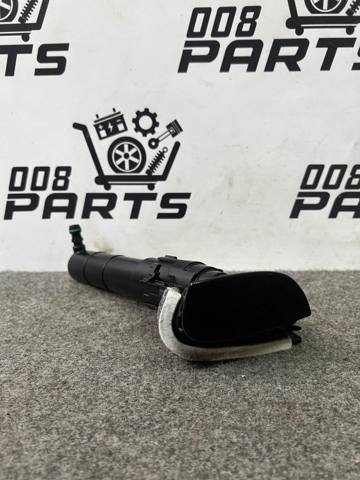 Накладка форсунки омивача фари передньої 95B955283A PORSCHE