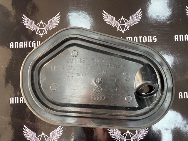 Накладка передньої лівої двері 4M0837915A VAG