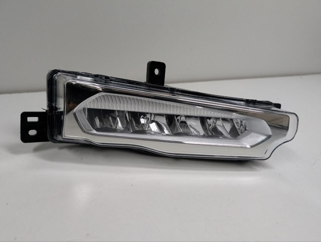 Протитуманка права 7412528 BMW