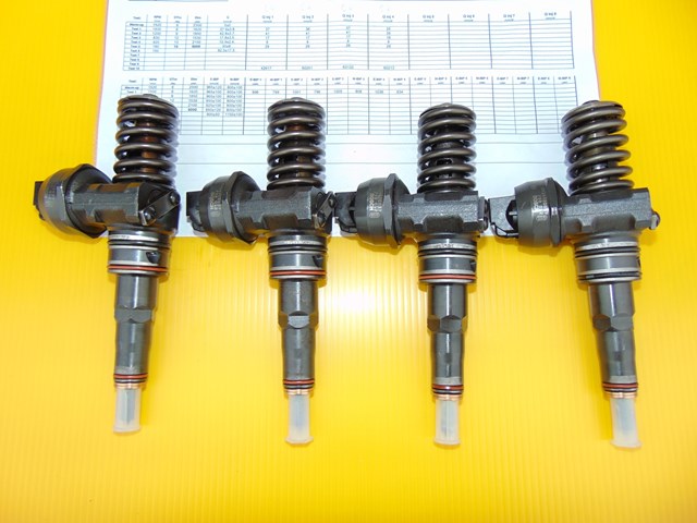 Форсунка паливна 038130073AG BOSCH