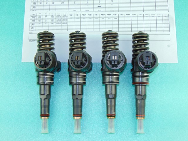 Форсунка паливна 038130073BQ VAG