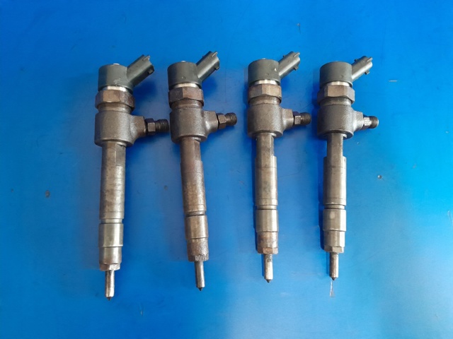 Форсунки електромагнітні 0445110019 BOSCH