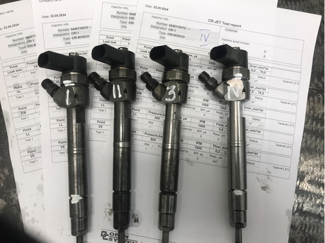 Форсунка паливна 0445110072 BOSCH