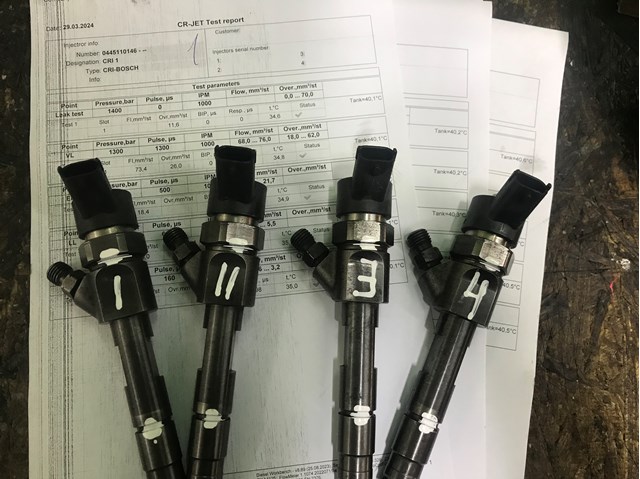 Форсунки електромагнітні 0445110146 BOSCH