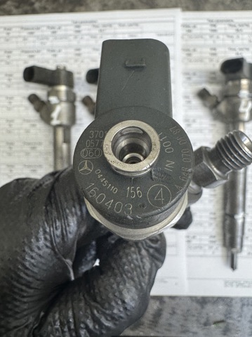 Форсунка паливна 0445110156 BOSCH