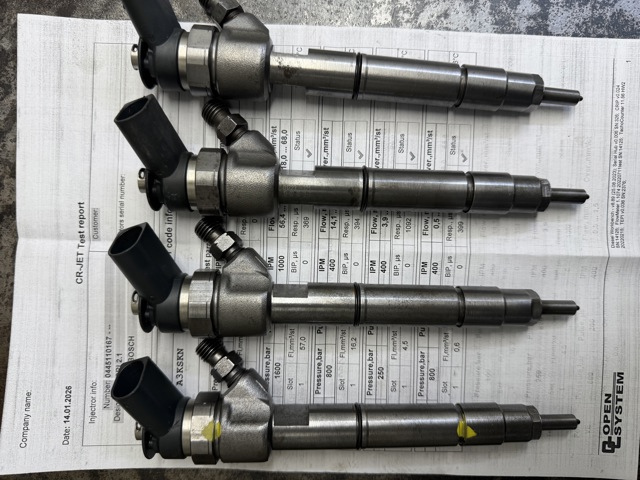 Форсунка паливна 0445110167 BOSCH