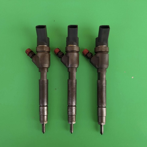 Форсунки електромагнітні 0445110303 BOSCH