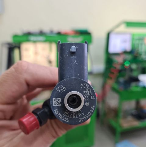 Форсунки електромагнітні 0445110634 BOSCH