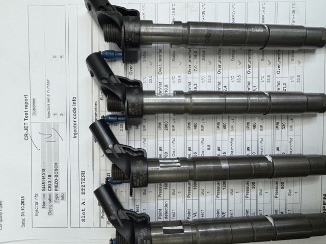 Форсунка інжектора 0445116018 BOSCH