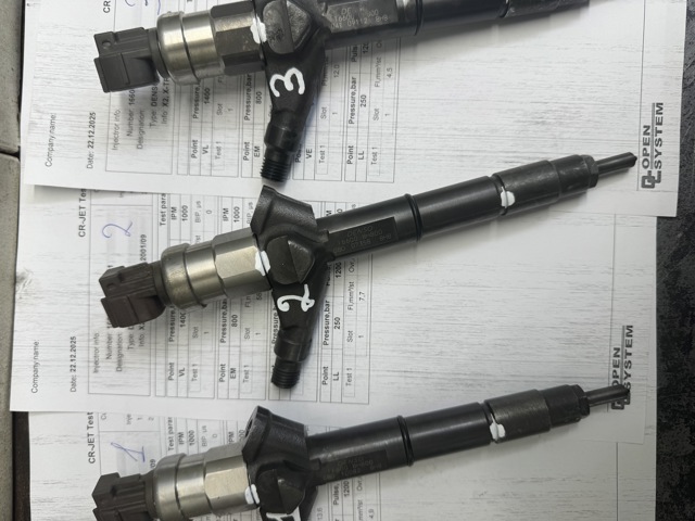 Форсунки електромагнітні 166008H800 NISSAN