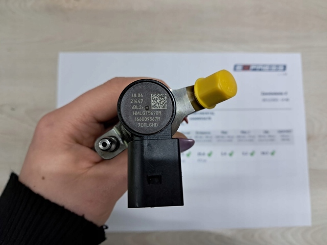 Форсунка паливна 166009567R RENAULT